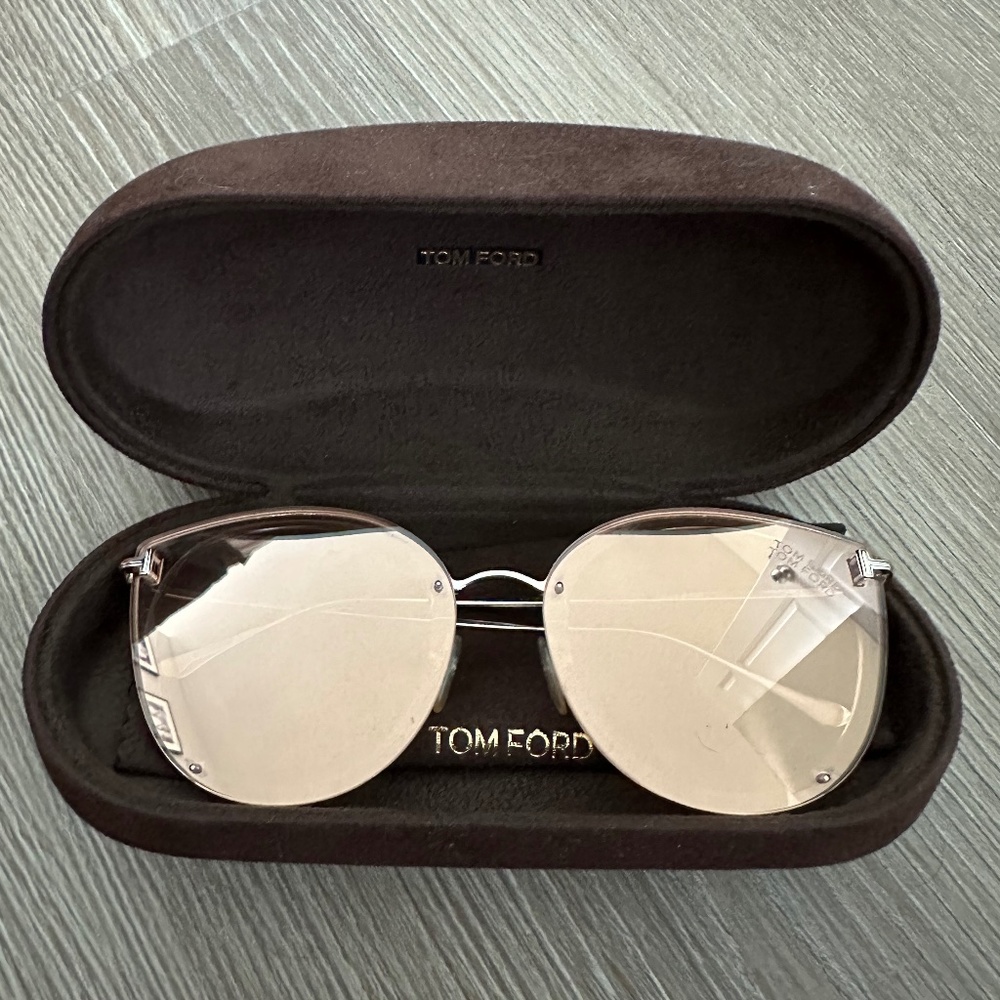 Tom Ford Rose Gold Sunglasses